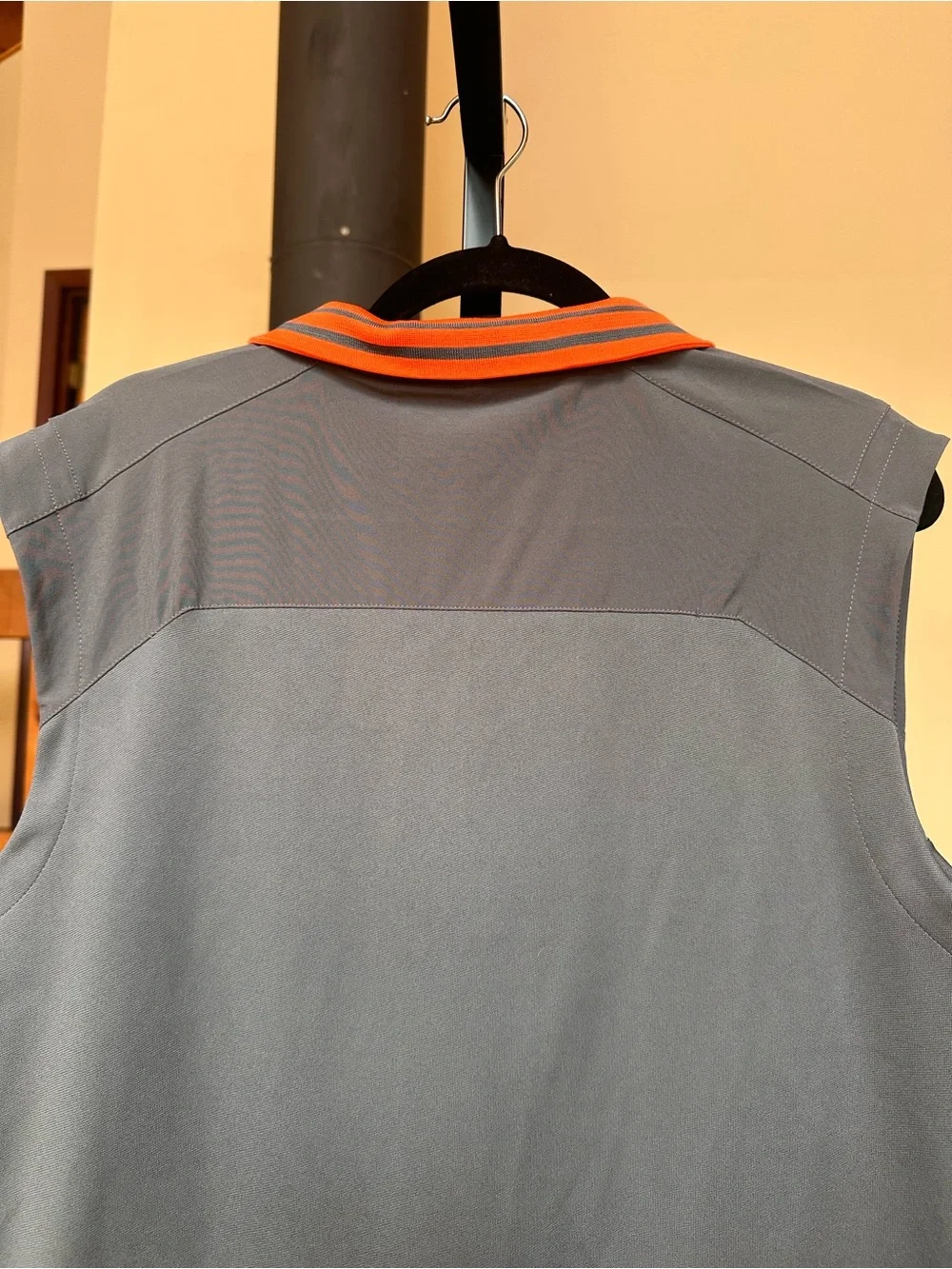 #284- Nike Golf Tour Performance Men’s Gray with Orange Trim Sleeveless Vest